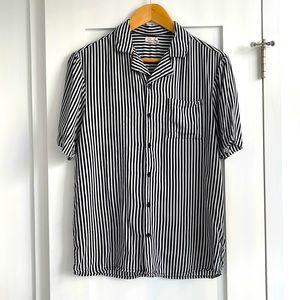 Striped short sleeve shirt